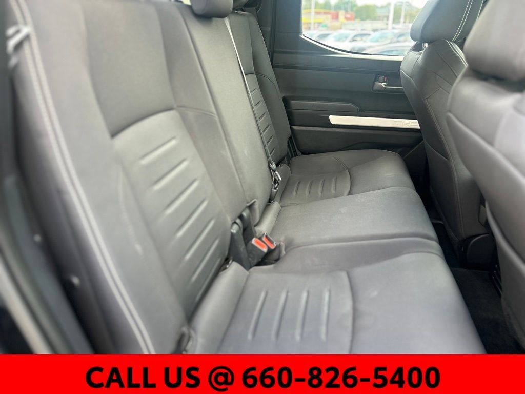 Used 2024 Toyota Tacoma TRD Off-Road AWD/4WD image 8