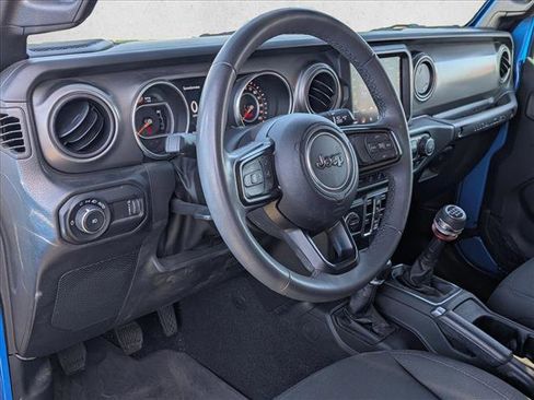 Used 2023 Jeep Wrangler Willys image 10