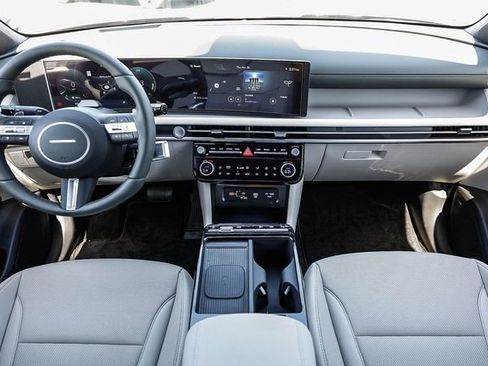 New 2026 Hyundai Tucson Limited AWD/4WD image 12