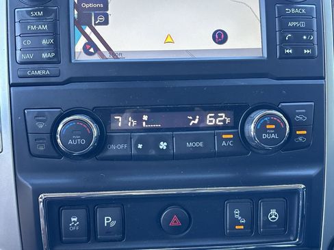 Used 2018 Nissan Titan PRO-4X w/ Pro-4x Convenience Package image 24