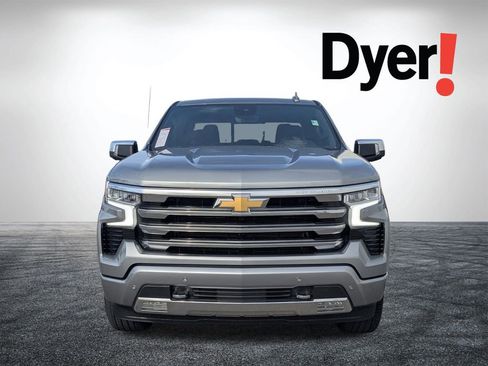 Certified 2025 Chevrolet Silverado 1500 High Country w/ High Country Premium Package AWD/4WD image 11