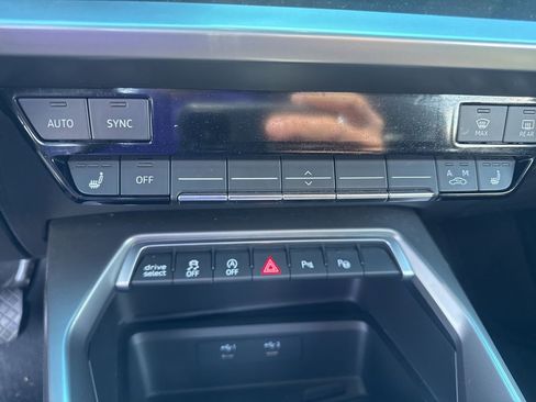 Used 2024 Audi A3 2.0T Premium image 18