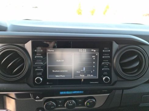 Used 2022 Toyota Tacoma SR w/ SX Package image 21