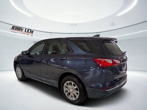 Used 2018 Chevrolet Equinox LS FWD image 5