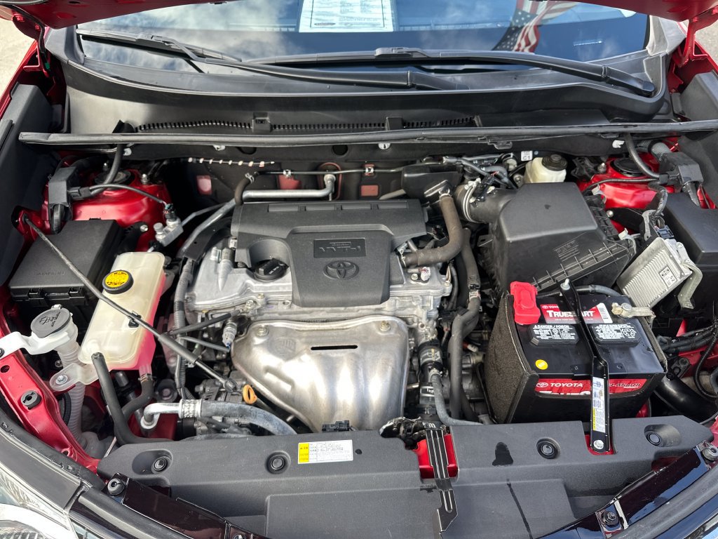 Certified 2017 Toyota RAV4 LE AWD/4WD image 28