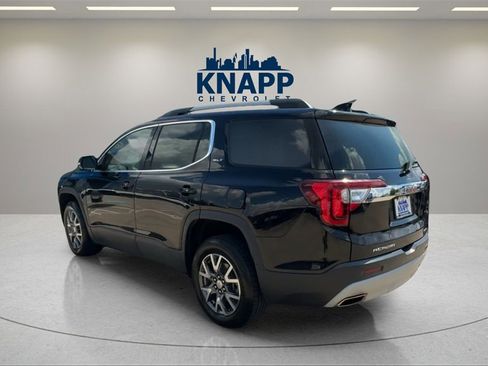 Used 2023 GMC Acadia SLT image 3