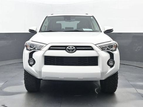 Used 2024 Toyota 4Runner SR5 Premium w/ Moonroof Package AWD/4WD image 21