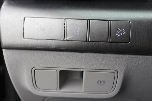 New 2026 Hyundai Kona SEL Premium AWD/4WD image 13