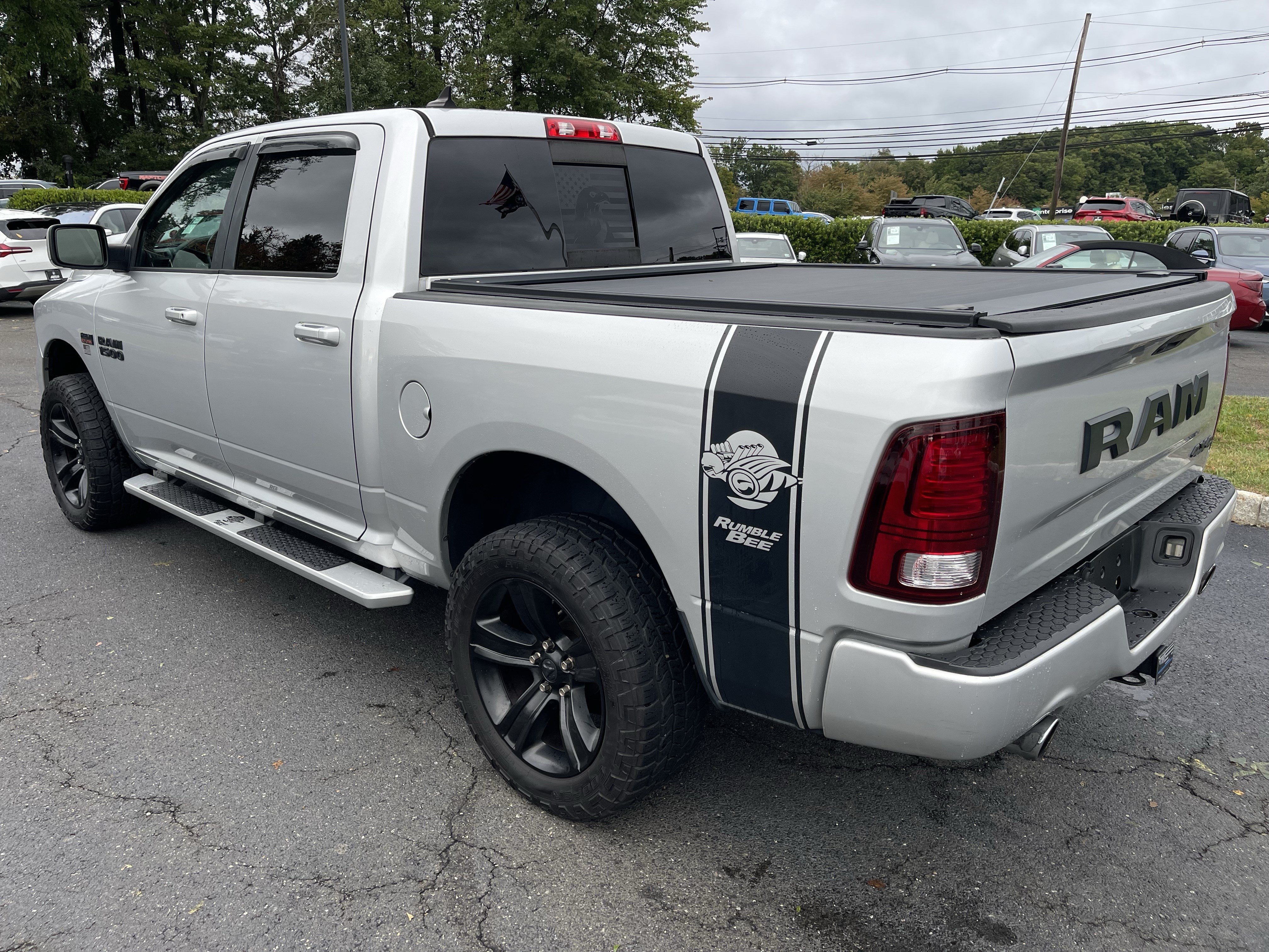 Used 2017 RAM 1500 Sport w/ Quick Order Package 26Q Night AWD/4WD image 4