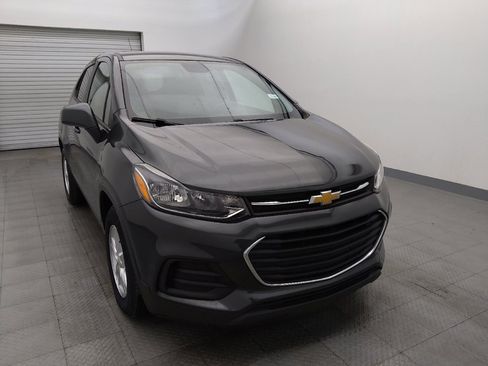 Used 2019 Chevrolet Trax LS w/ Tint and Cruise Package FWD image 14