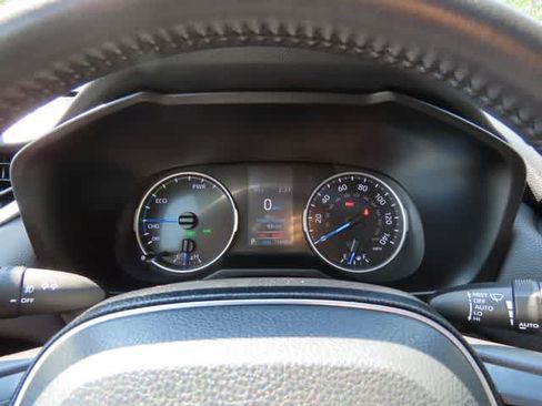 Used 2019 Toyota RAV4 XLE w/ Convenience Package AWD/4WD image 27