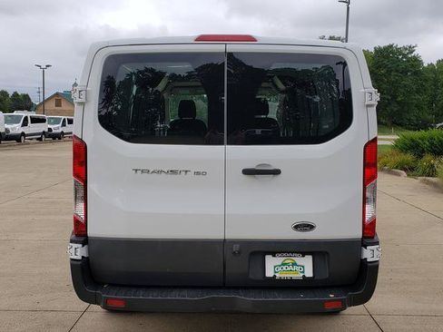 Used 2017 Ford Transit 150 130 Low Roof RWD image 4