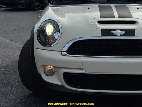 Used 2013 MINI Cooper S FWD image 11
