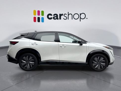 Used 2024 Nissan Ariya AWD image 6