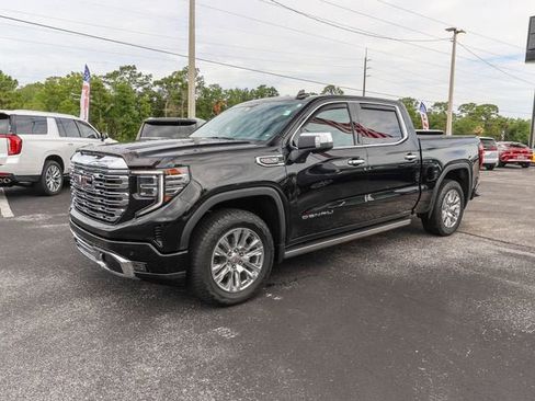 Used 2022 GMC Sierra 1500 Denali AWD/4WD image 4
