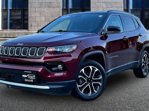 Used 2022 Jeep Compass Limited AWD/4WD image 2