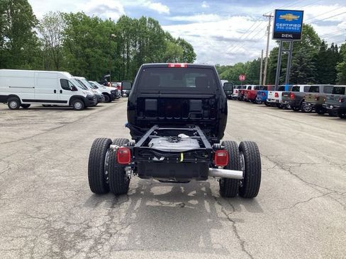 New 2026 RAM 5500 Tradesman w/ Chrome Appearance Group AWD/4WD image 6