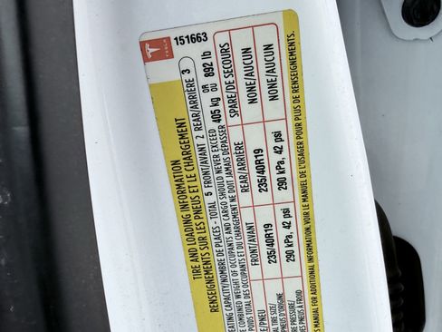 Used 2018 Tesla Model 3 Mid Range image 26