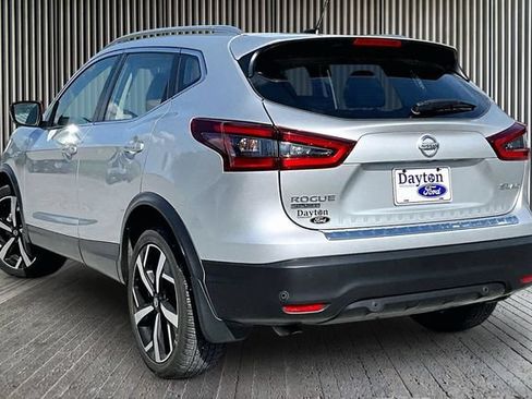 Used 2022 Nissan Rogue Sport SL AWD/4WD image 11