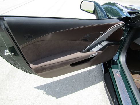 Used 2014 Chevrolet Corvette Stingray Convertible w/ 3LT Preferred Equipment Group RWD image 11