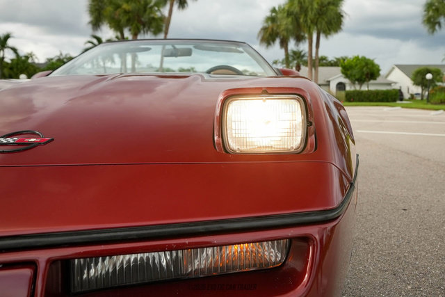 Used 1988 Chevrolet Corvette Convertible RWD image 64