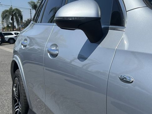 New 2025 Mercedes-Benz GLC 350e 4MATIC image 5