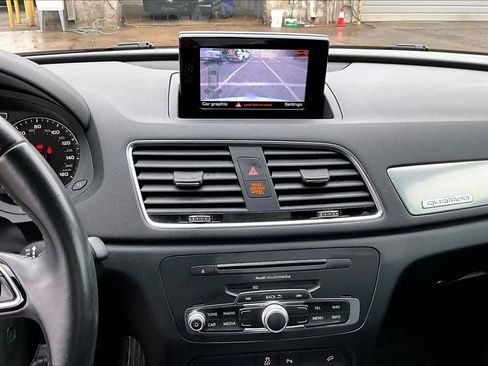 Used 2018 Audi Q3 2.0T Premium w/ Convenience Package image 28