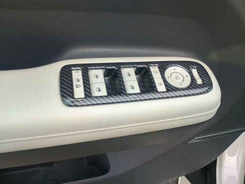 Used 2024 Hyundai Santa Fe Calligraphy AWD/4WD image 24