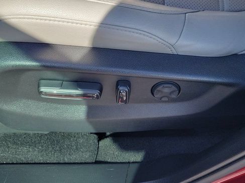 Used 2022 Honda CR-V EX-L image 19