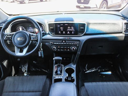 Used 2020 Kia Sportage LX FWD image 12