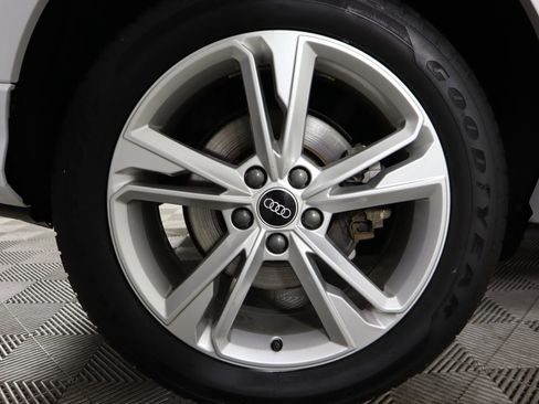 Certified 2023 Audi Q3 2.0T Premium Plus image 32