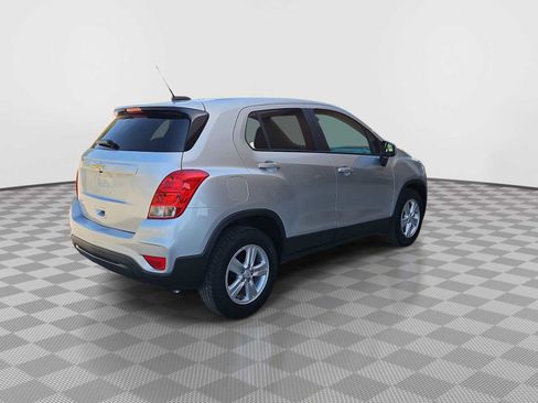 Used 2020 Chevrolet Trax LS w/ Tint and Cruise Package image 8