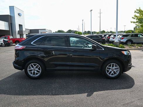 Certified 2024 Ford Edge SEL w/ Convenience Package AWD/4WD image 3
