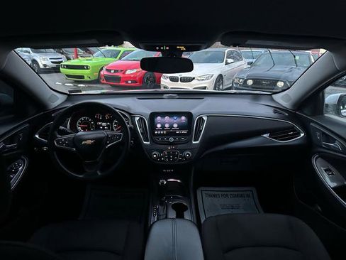 Used 2020 Chevrolet Malibu LT image 20