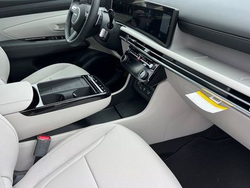 New 2026 Hyundai Tucson Limited AWD/4WD image 16