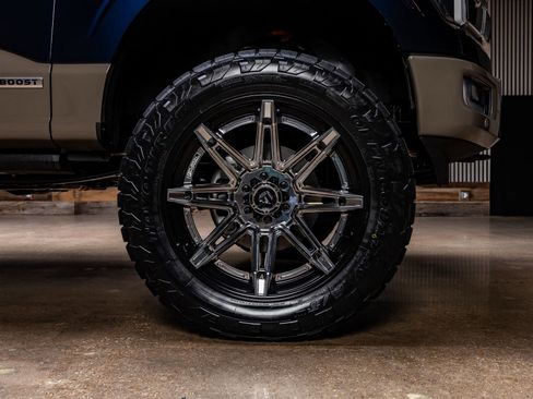 Used 2025 Ford F150 King Ranch w/ FX4 Off-Road Package image 12