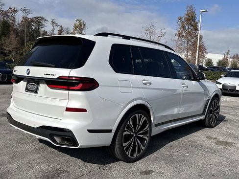 Certified 2024 BMW X7 xDrive40i w/ Executive Package image 3