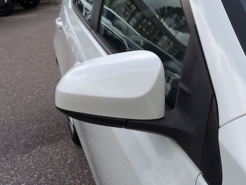 Used 2019 Toyota Corolla LE FWD image 12