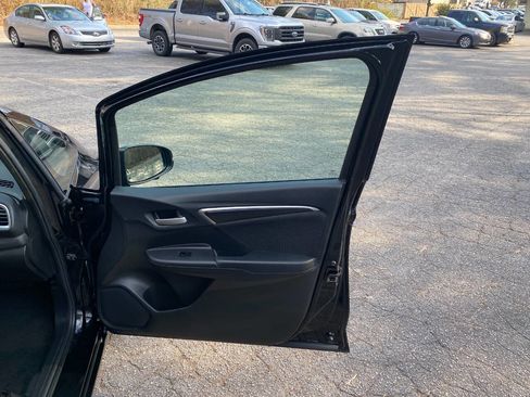 Used 2015 Honda Fit EX image 40