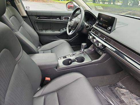Used 2024 Honda Civic EX-L image 10