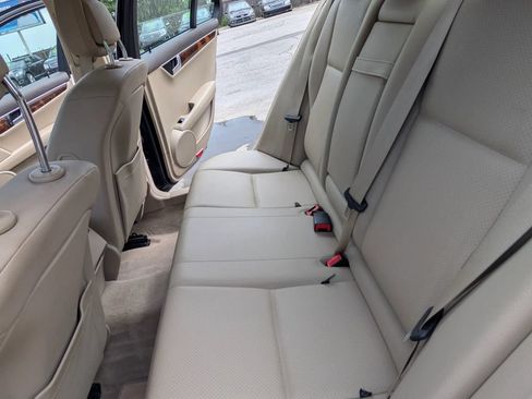 Used 2012 Mercedes-Benz C 300 4MATIC Sedan image 12