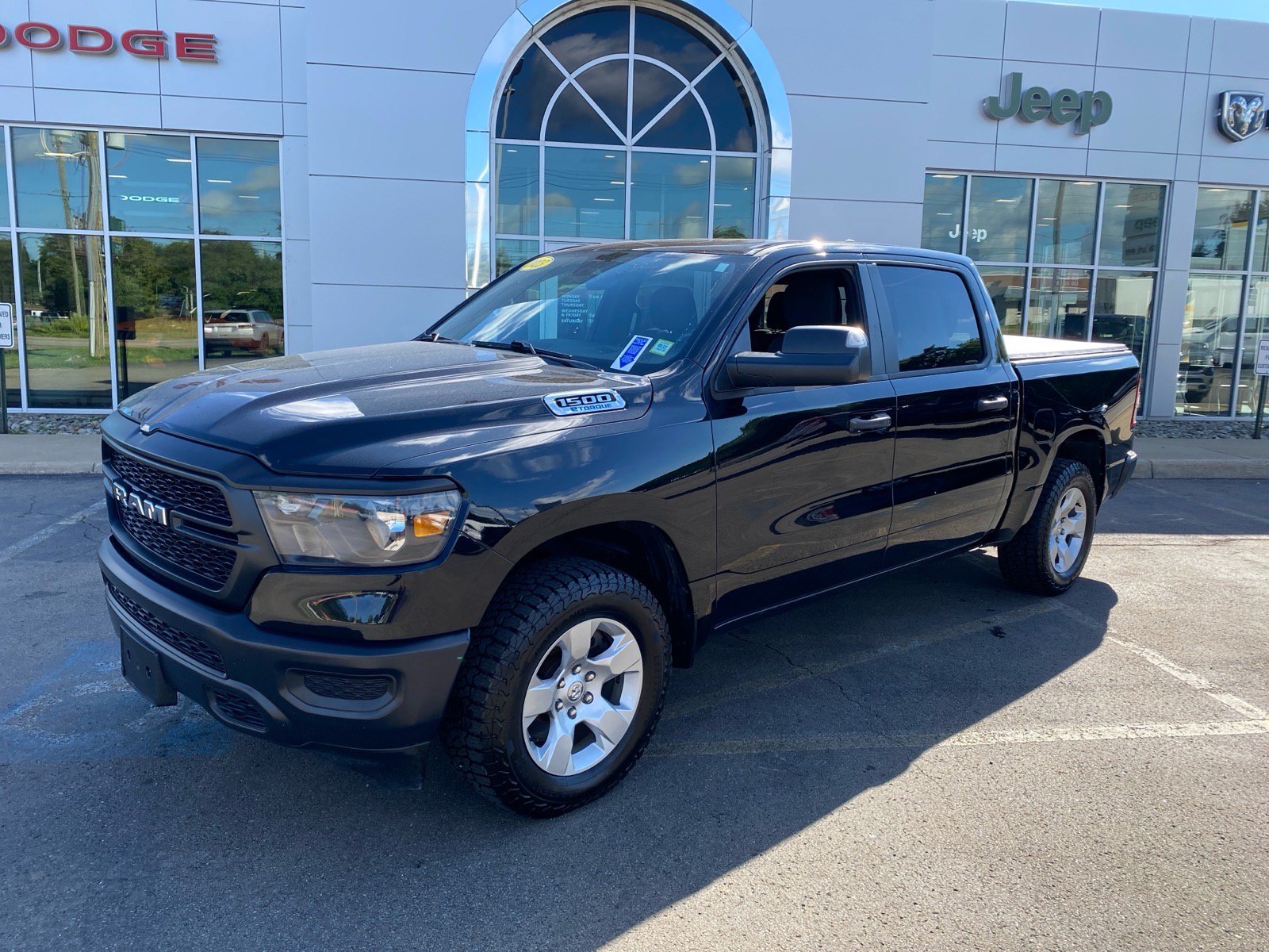 Used 2023 RAM 1500 Tradesman w/ Trailer Tow Group AWD/4WD image 1