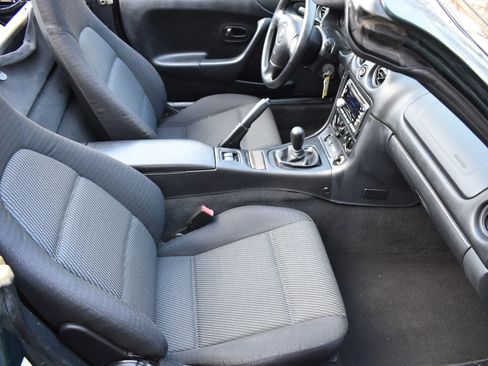 Used 1999 MAZDA MX-5 Miata image 31