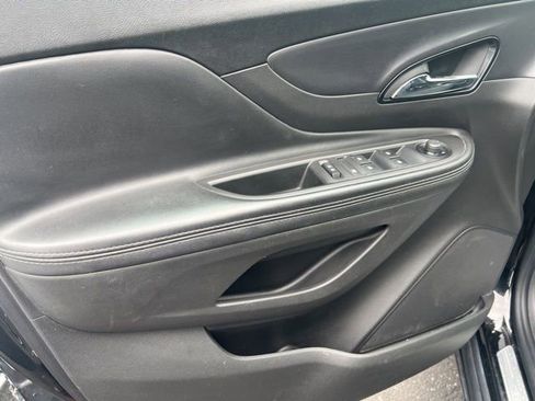 Used 2022 Buick Encore Preferred w/ Safety Package FWD image 12