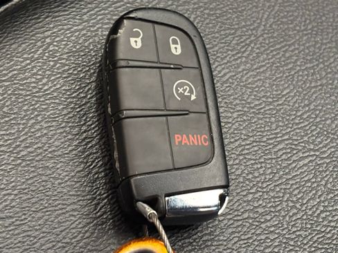 Used 2025 Jeep Compass Limited AWD/4WD image 25