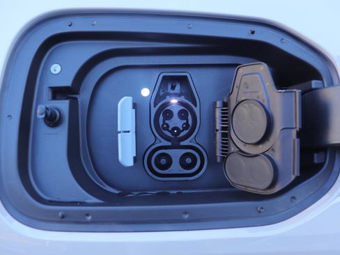 New 2026 BMW iX xDrive45 image 9