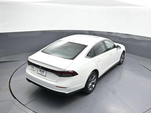 Certified 2024 Honda Accord EX image 38