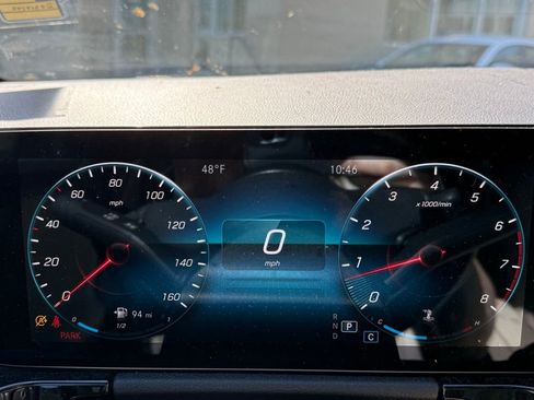 Used 2022 Mercedes-Benz GLA 250 4MATIC image 5