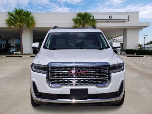 Used 2023 GMC Acadia Denali w/ Denali Ultimate Package AWD/4WD image 2
