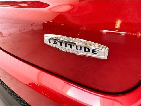 Certified 2023 Jeep Compass Latitude AWD/4WD image 31